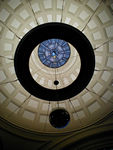 Ceiling light in Estaction Frances