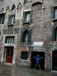 Duncan below Marco Polo's house