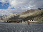 This is a little huddle of guest houses called Eklai Bhatti or "little bhatti."  It seemed to be built right in the riverbed