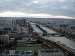 Downstream toward Allee de Cygnes.  (There's a smaller scale Satute of Liberty at the end of it.)